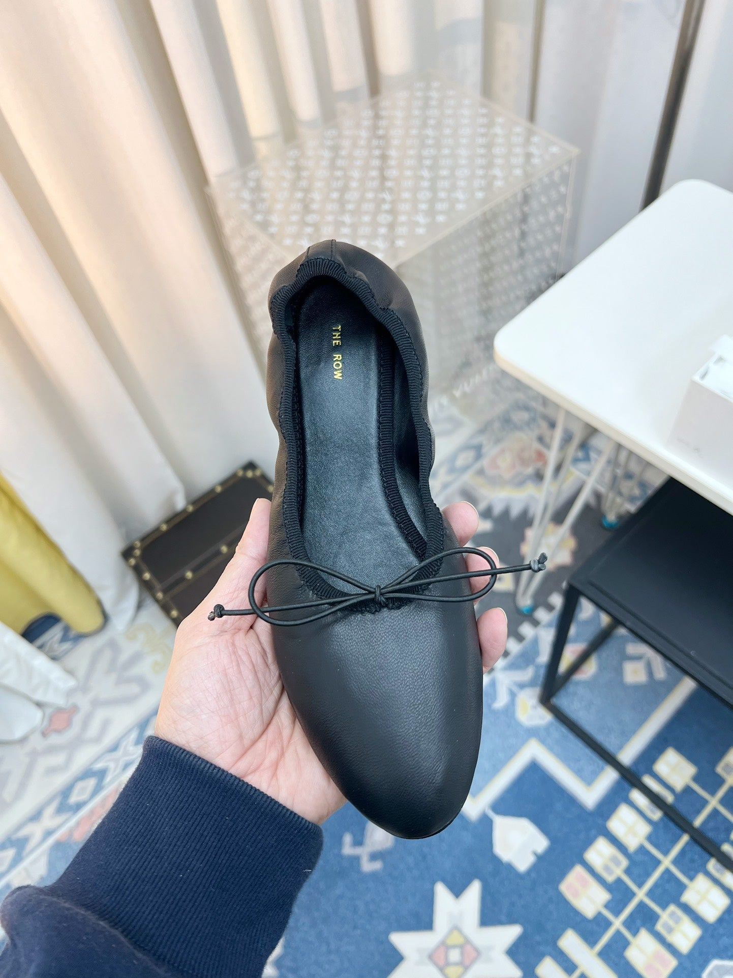 THE ROW 26S BALLET FLATS IN BLACK CALFSKIN ELASTIC TRIM WITH BOW