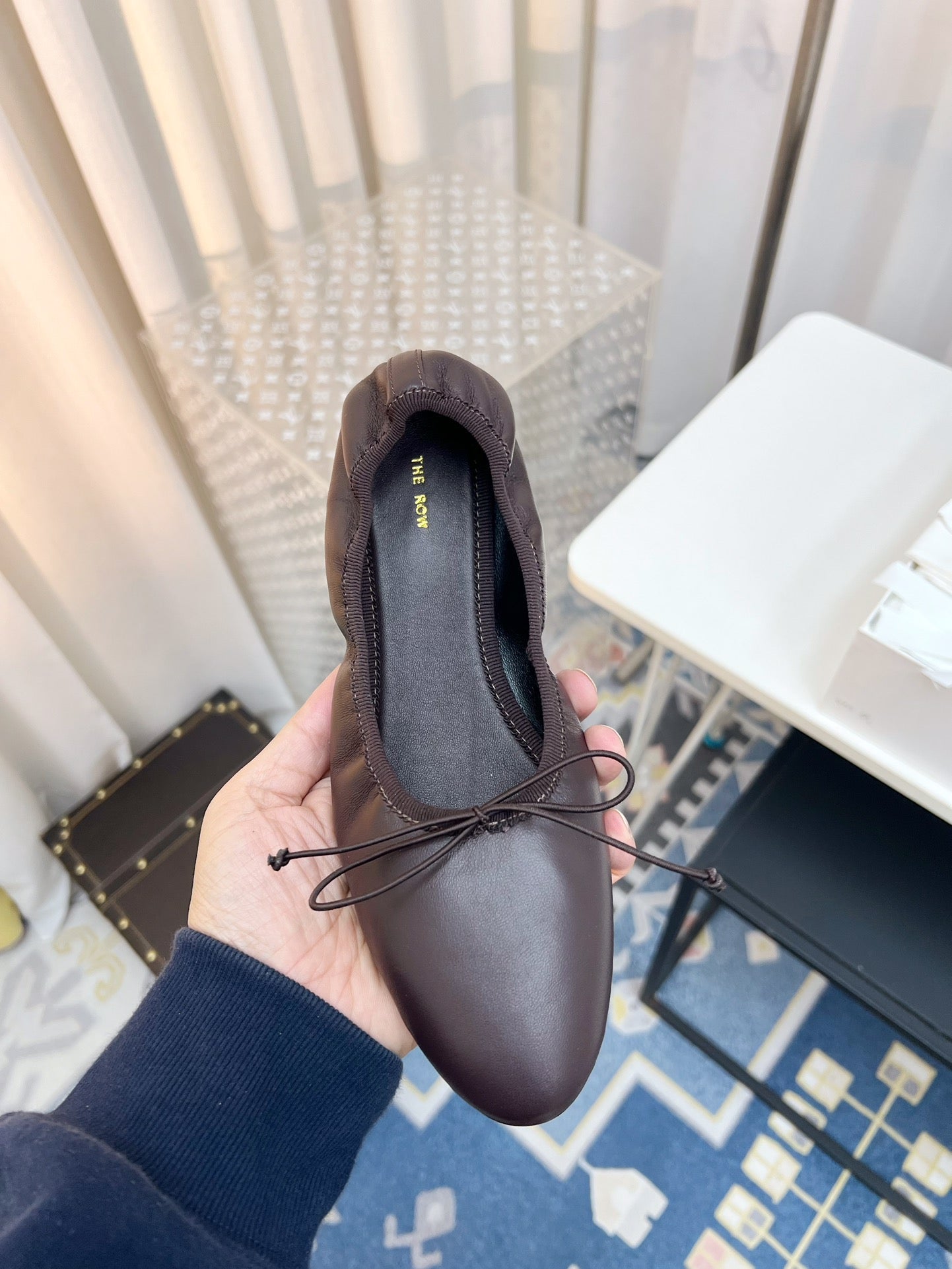 THE ROW 26S BALLET FLATS IN DARK BROWN CALFSKIN ELASTIC TRIM WITH BOW
