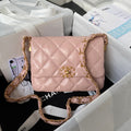 SMALL FLAP BAG 20 IN PEACH PINK LAMBSKIN GOLD HARDWARE