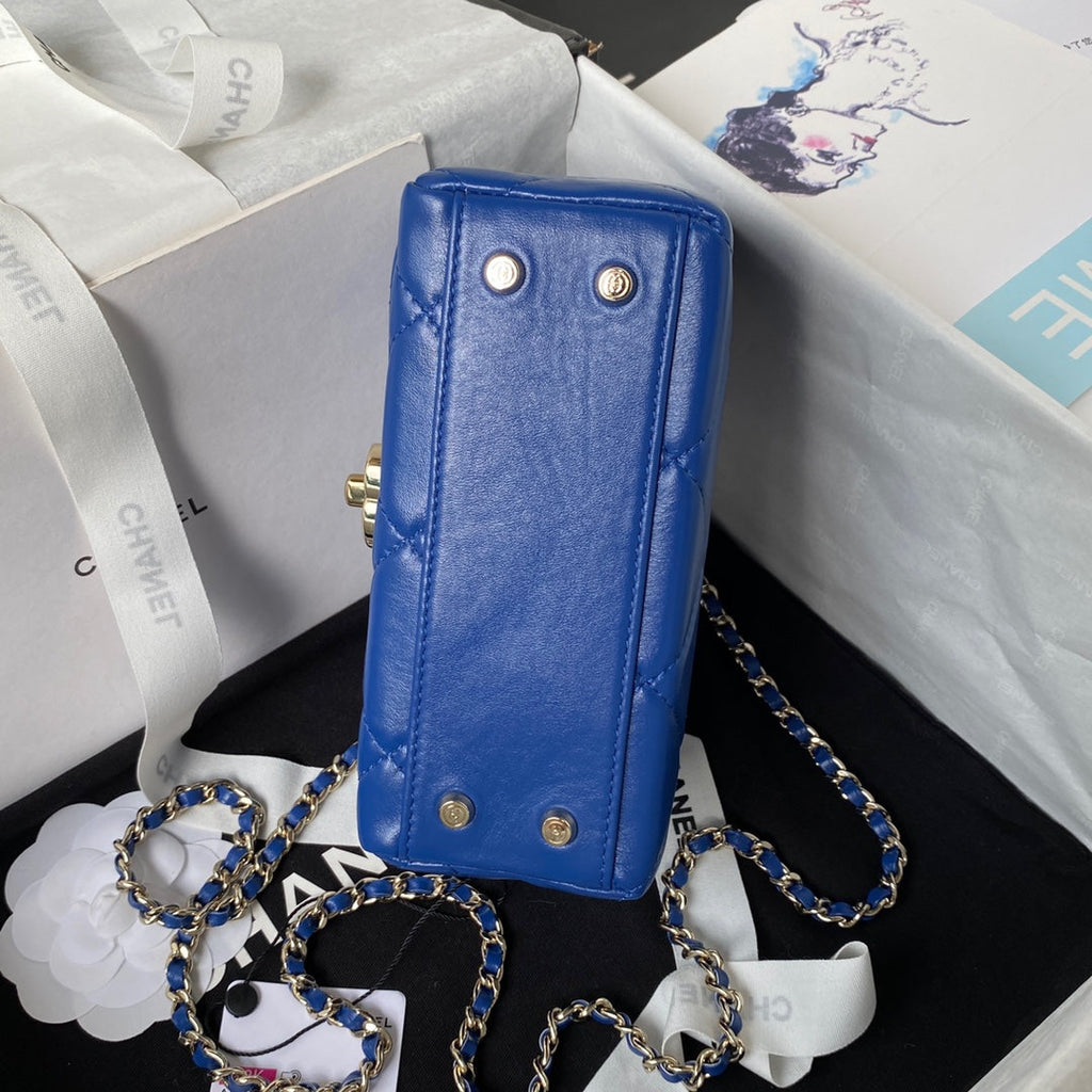 CHANEL 25S FLAP BAG 17 CM IN COBALT BLUE LAMBSKIN