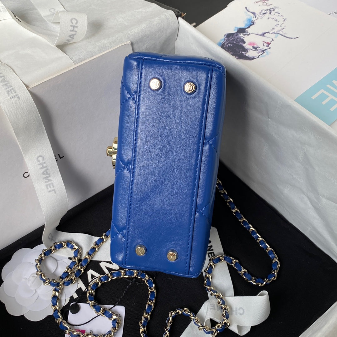 CHANEL 25S FLAP BAG 17 CM IN COBALT BLUE LAMBSKIN