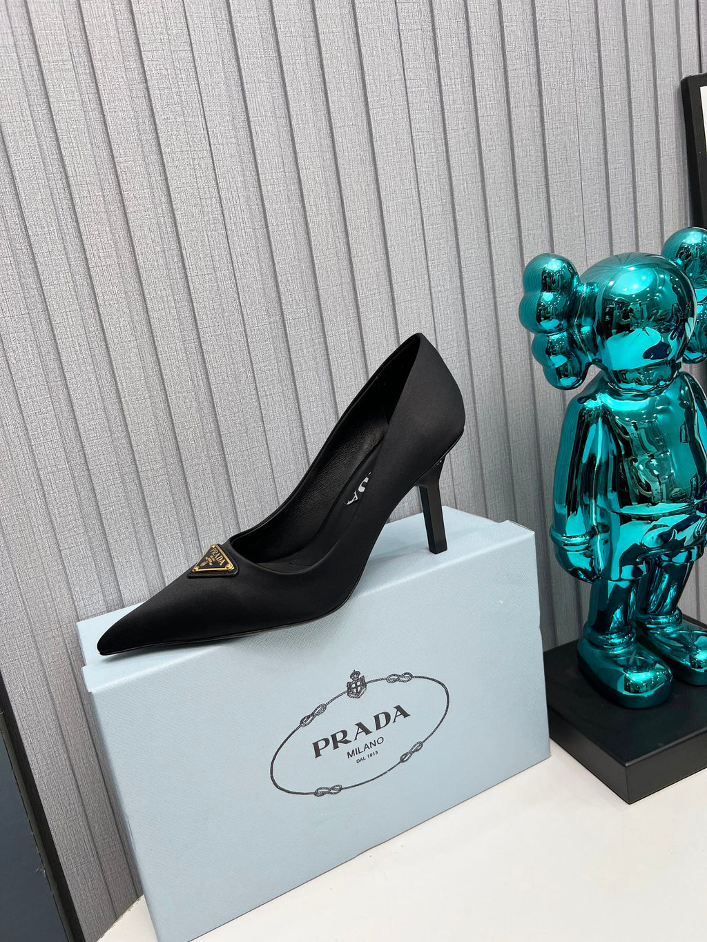 PRADA 26S POINTED TOE PUMPS STILETTO HEEL 80MM IN BLACK SATIN