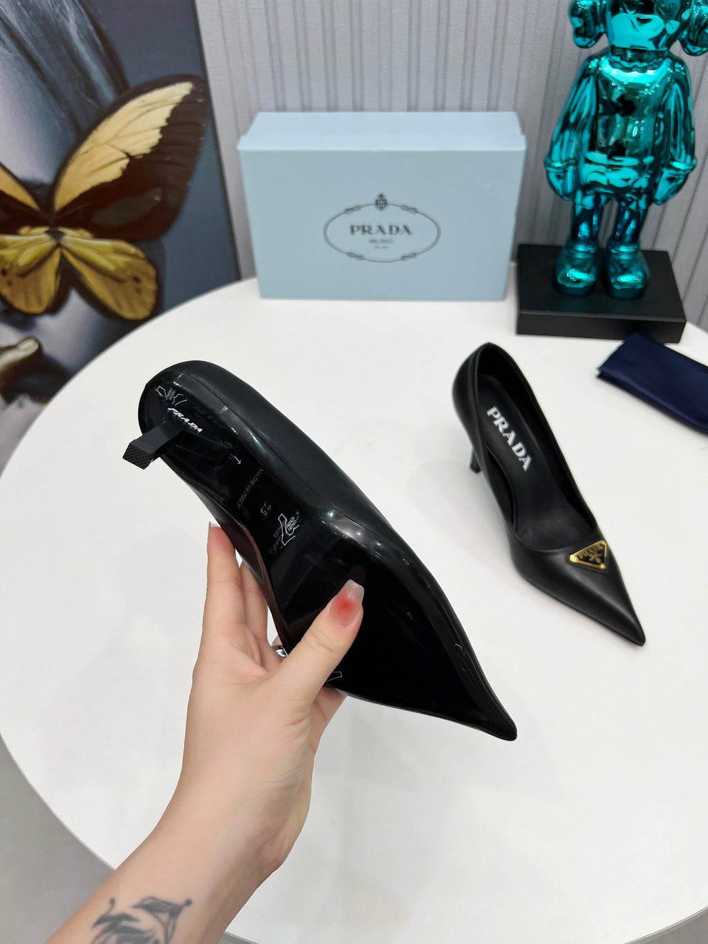 PRADA 26S POINTED TOE PUMPS STILETTO HEEL 80MM IN BLACK CALFSKIN