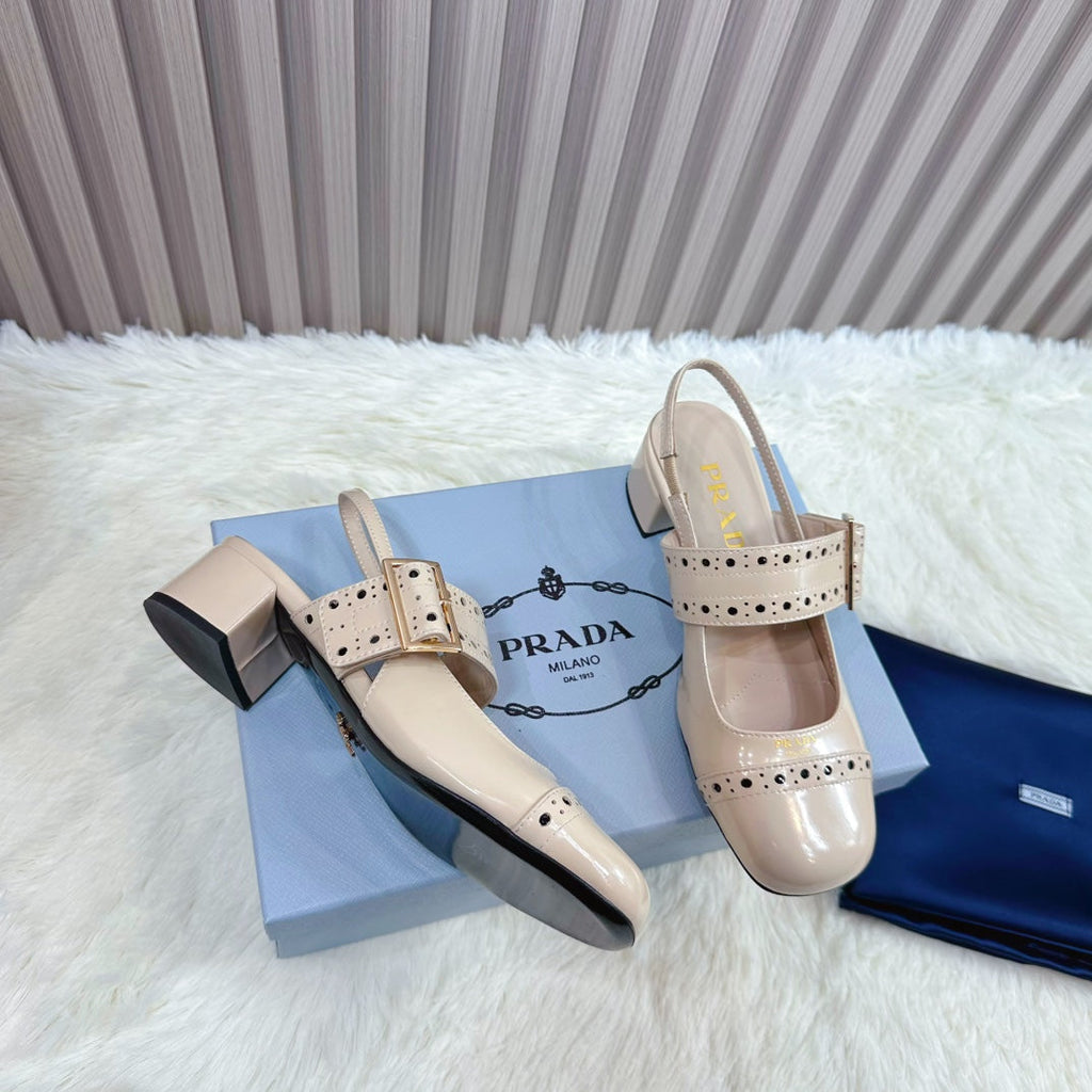 PRADA 26S SQUARE TOE STUDDED SLINGBACK BLOCK HEEL 40MM IN BEIGE PATENT CALFSKIN
