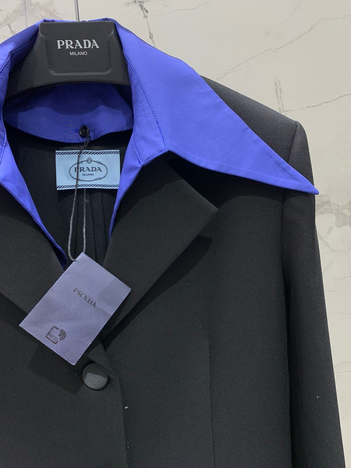 PRADA SHIRT-COLLAR BLAZER STYLE 23