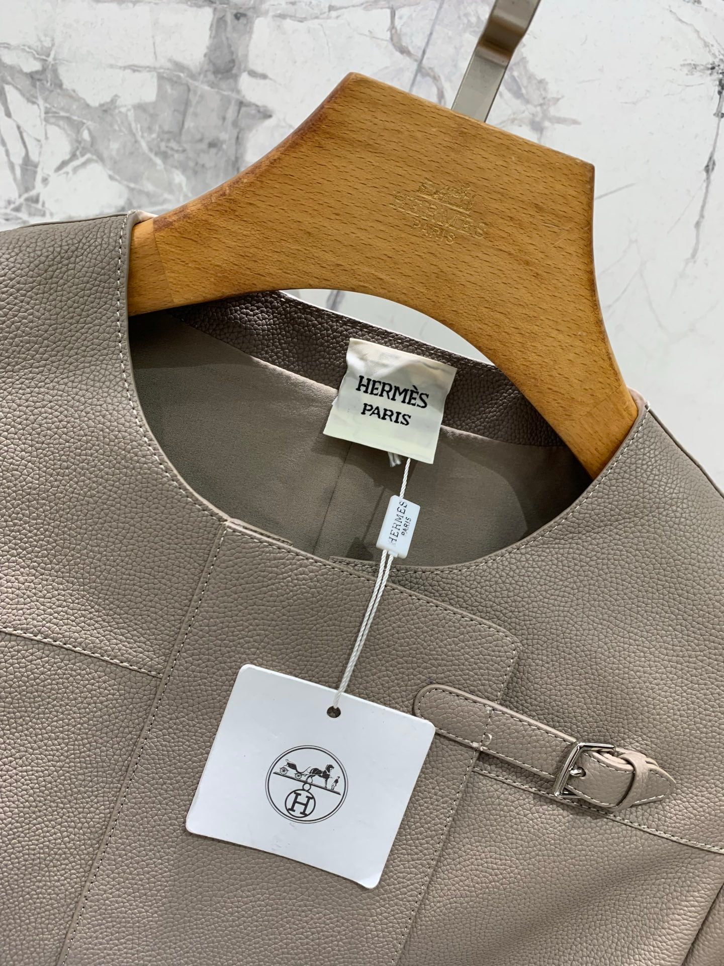 HERMES 25S LEATHER JACKET WITH LEATHER SHORTS 528568
