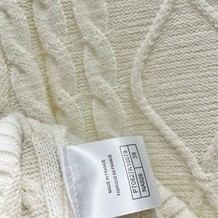 CHANEL 26S LONG-SLEEVE CREWNECK SWEATER 667