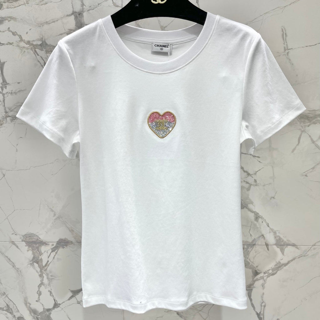 CHANEL 26S SHORT-SLEEVE T-SHIRT 831