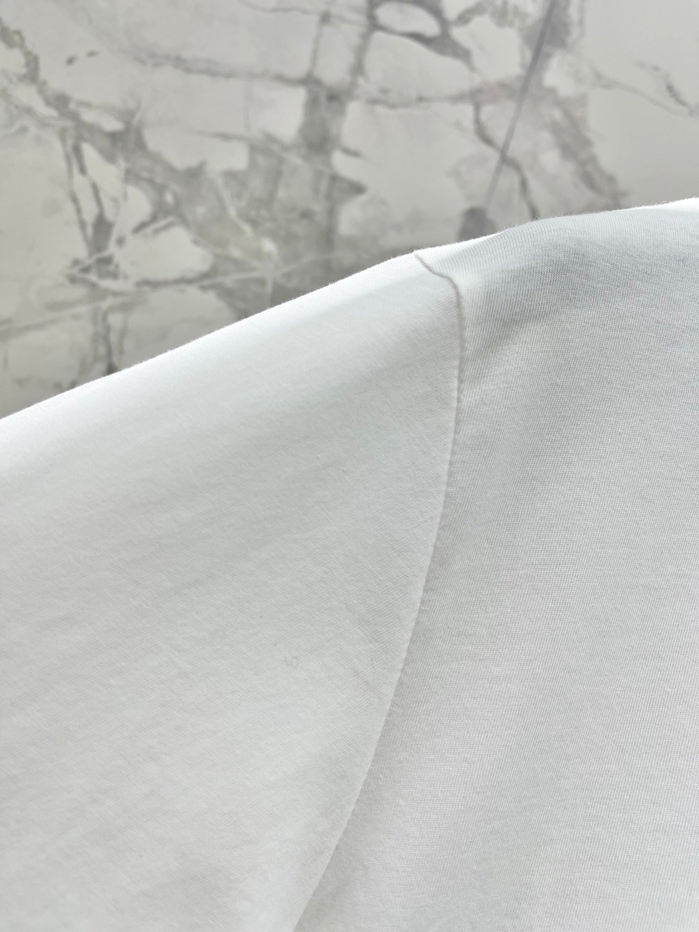 DIOR 26S SHORT-SLEEVE T-SHIRT 1009