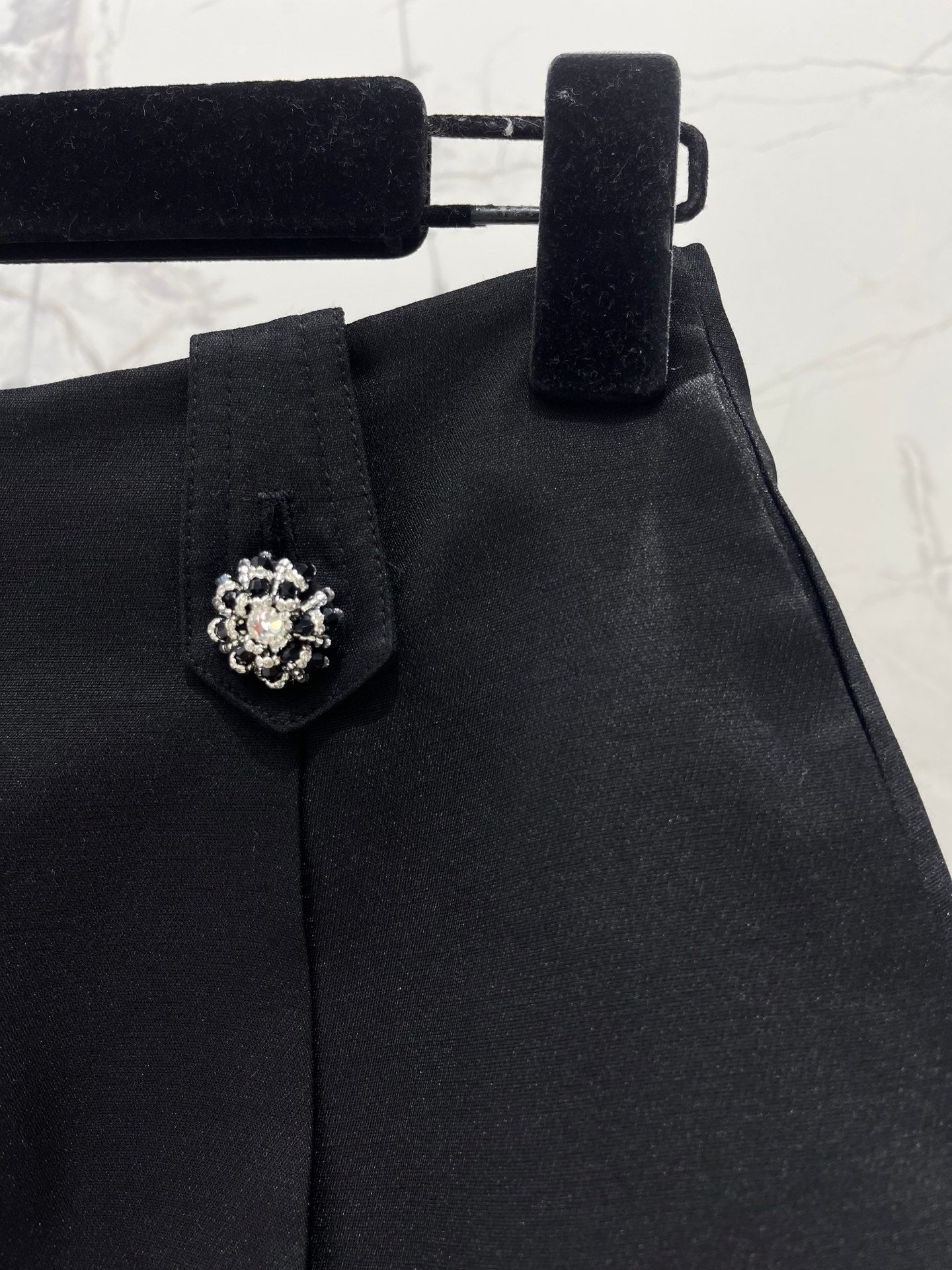 CHANEL 26S HIGH-WAIST SHORTS STYLE 1124