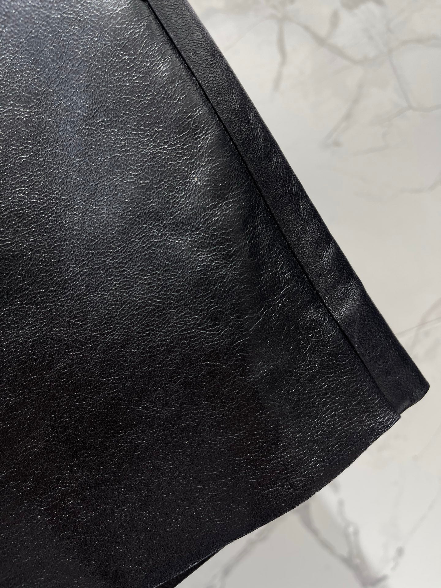 CELINE 26S LEATHER SHORTS 422