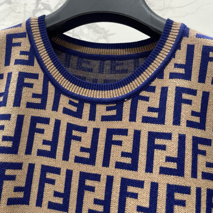 FENDI 26S SHORT-SLEEVE KNIT DRESS 284