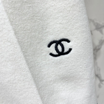 CHANEL 26S SHORT SLEEVE CREW NECK KNIT TOP 1628