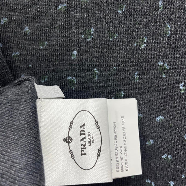 PRADA 26S KNIT CARDIGAN 1124