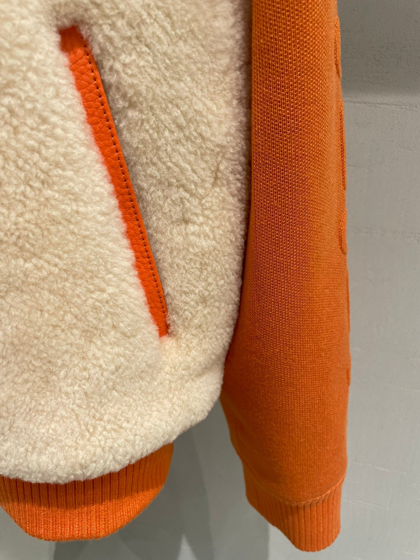 HERMES 25S SHEEPSKIN BOMBER JACKET 169