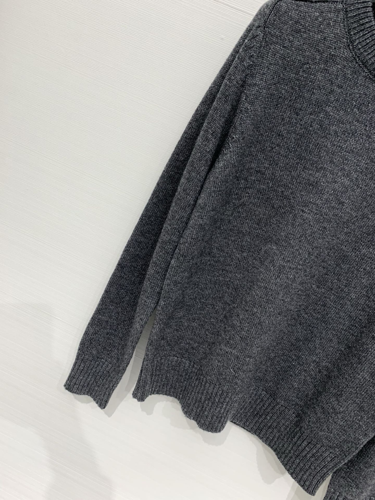 GUCCI SWEATER STYLE 51