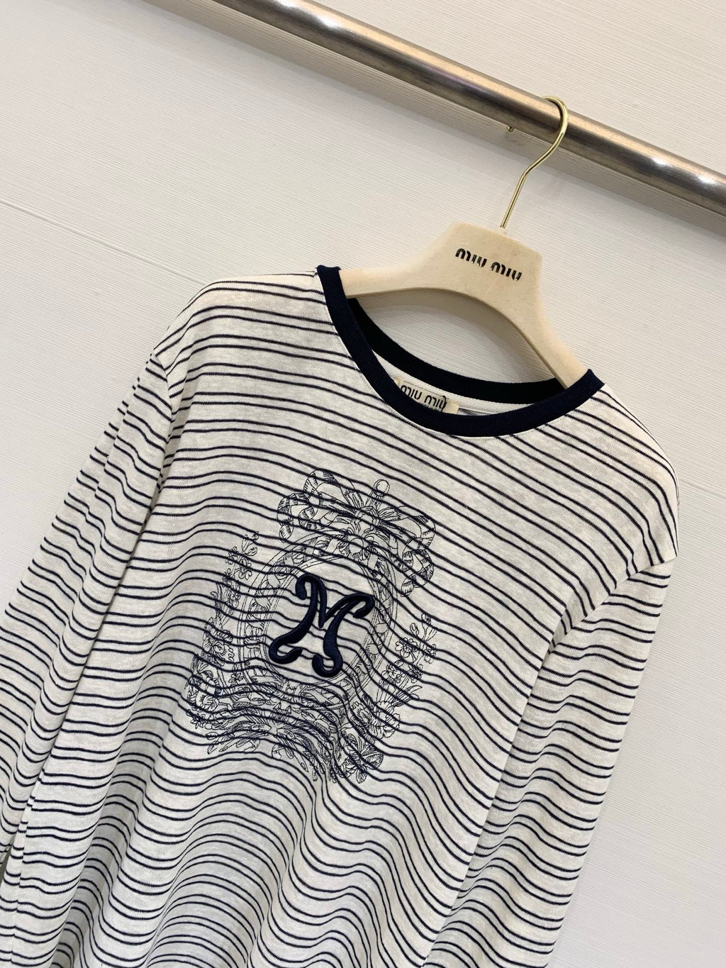 MIUMIU 26S LONG SLEEVED T-SHIRT 920