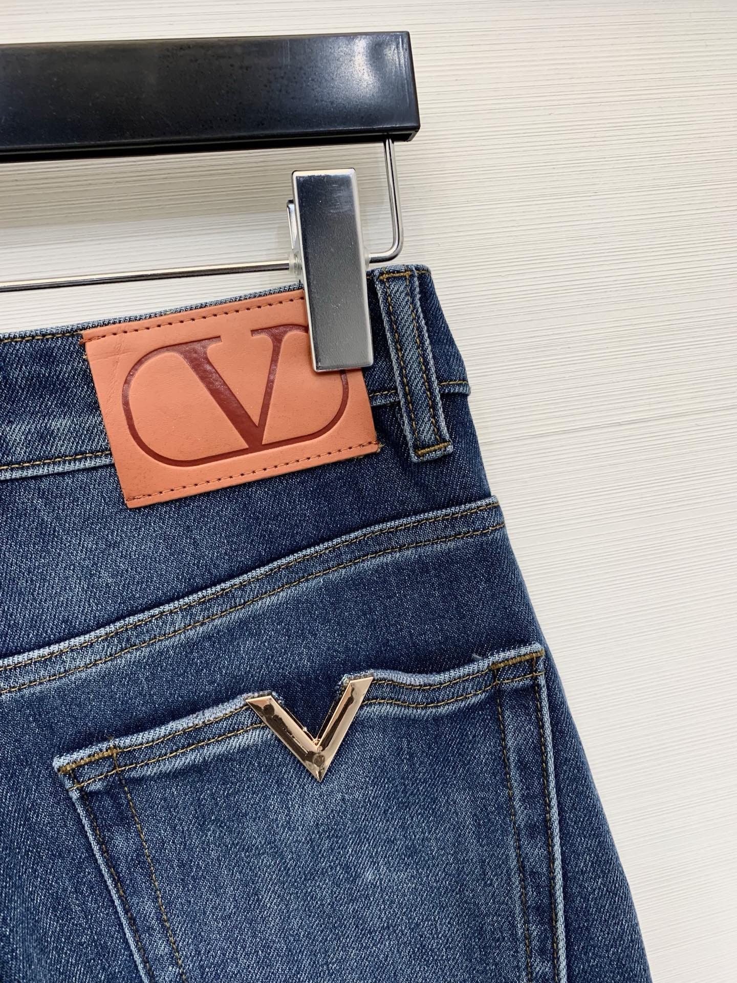 VALENTINO 26S JEANS 1222