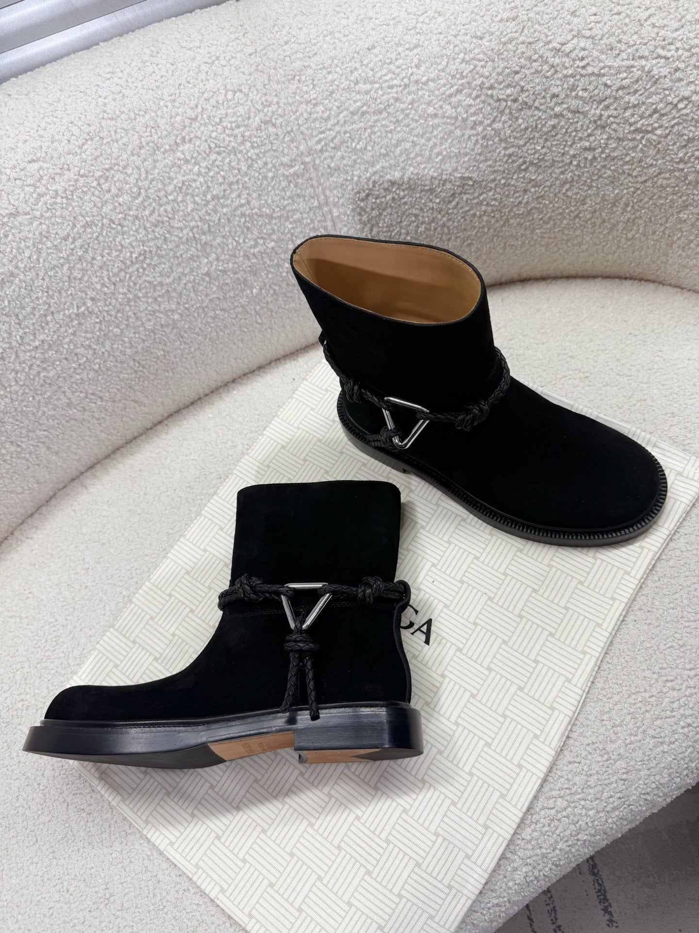 BOTTEGA VENETA 26S ANKLE BOOTS IN BLACK SUEDE WITH ROPE DETAIL