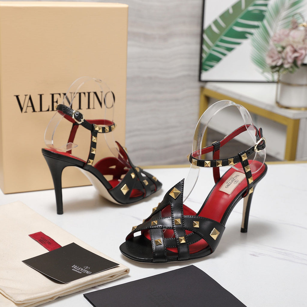 VALENTINO GARAVANI 100MM ROCKSTUD EMBELLISHED SANDALS IN BLACK CALFSKIN