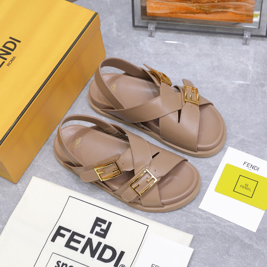 FENDI 26S FLAT SANDALS IN PALE BEIGE CALFSKIN