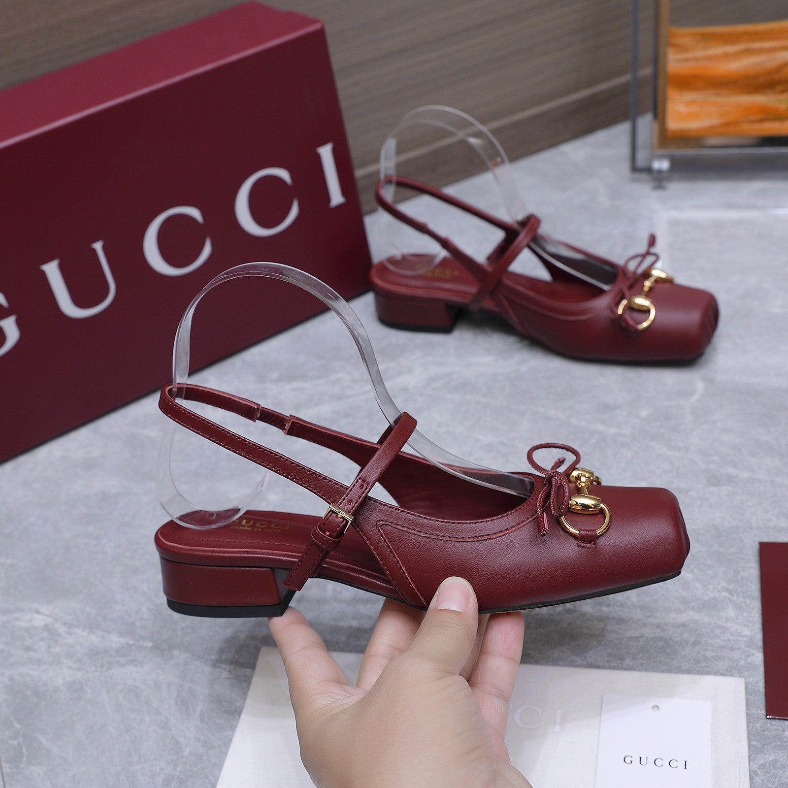 GUCCI 26S SLINGBACK PUMPS IN BURGUNDY RED CALFSKIN GOLD HARDWARE