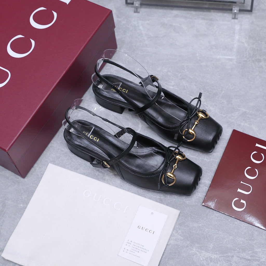 GUCCI 26S SLINGBACK PUMPS IN BLACK CALFSKIN GOLD HARDWARE