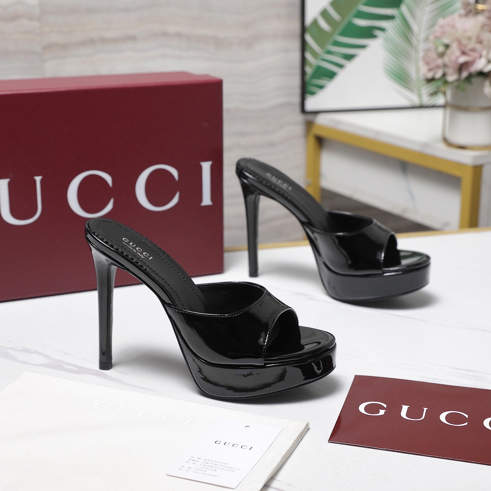 GUCCI 26S HEELED SLIDE SANDALS 120MM IN BLACK PATENT CALFSKIN