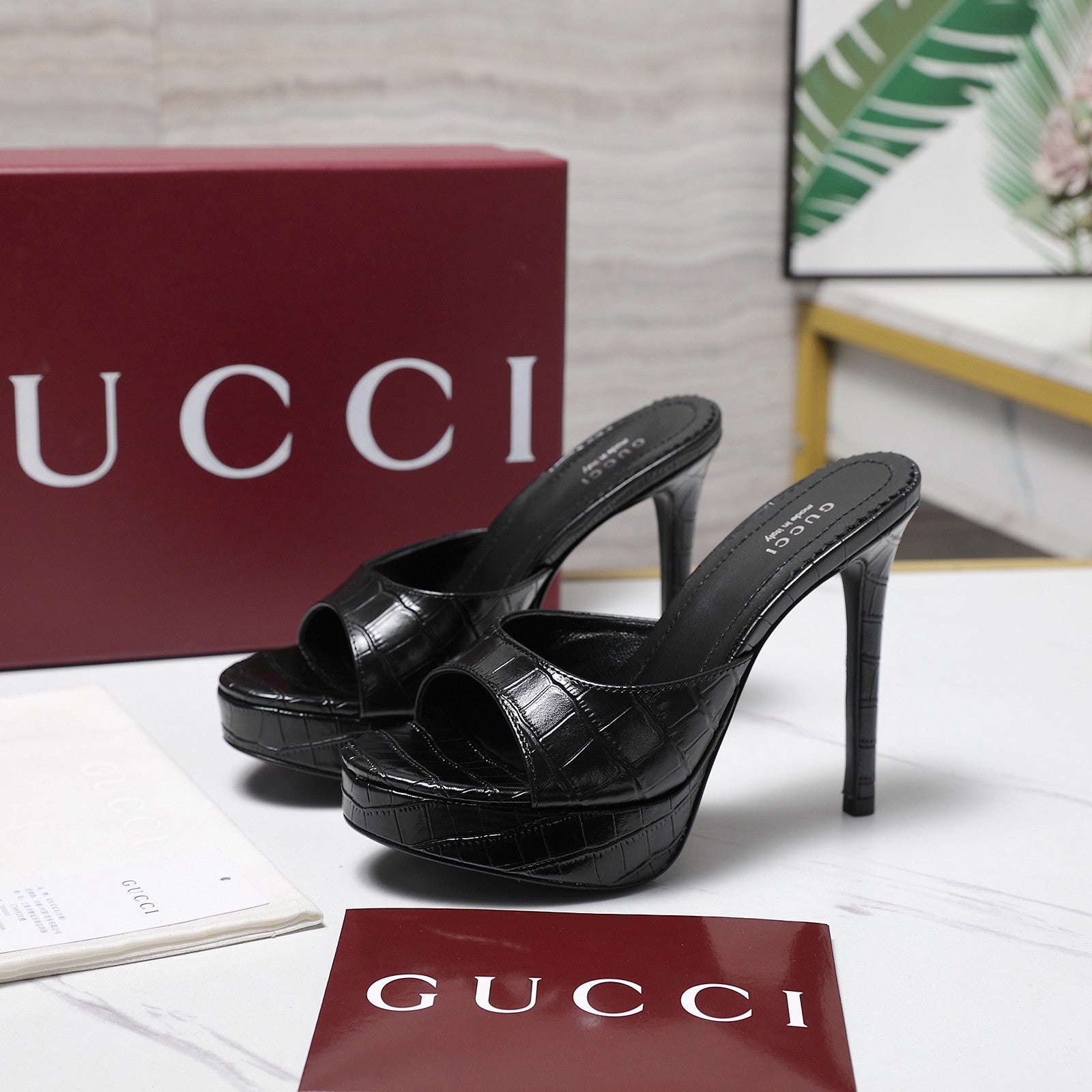 GUCCI 26S HEELED SLIDE SANDALS 120MM IN BLACK CROCODILE EMBOSSED PATENT CALFSKIN