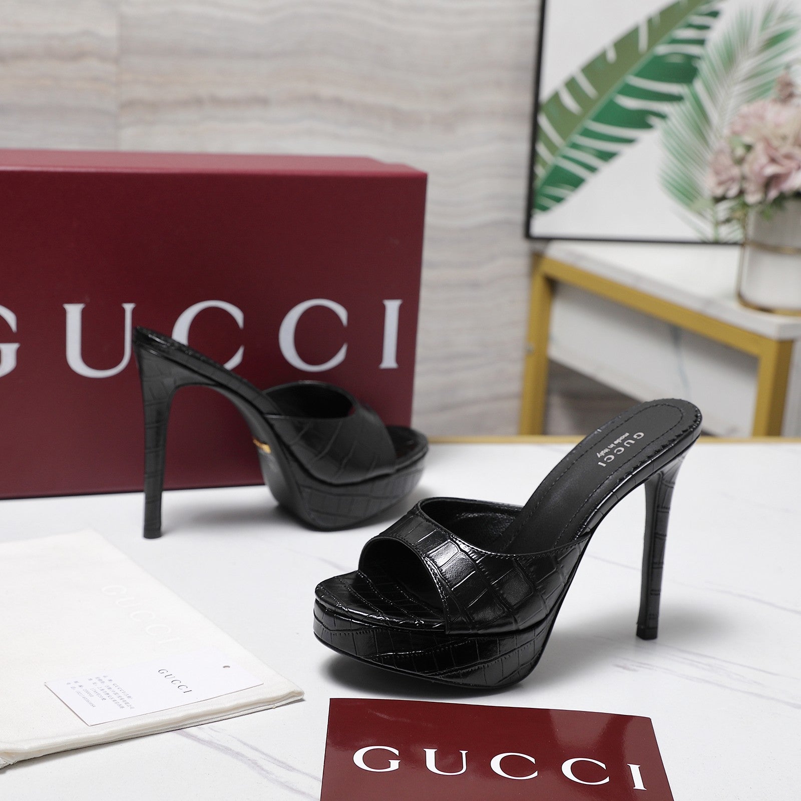 GUCCI 26S HEELED SLIDE SANDALS 120MM IN BLACK CROCODILE EMBOSSED PATENT CALFSKIN
