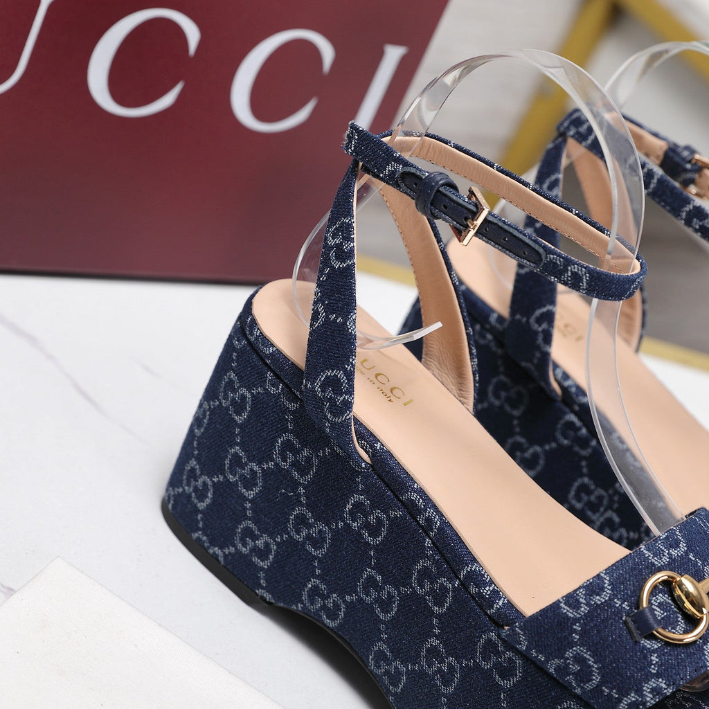 GUCCI 26S WEDGE SANDALS 80 MM IN BLUE GG DENIM GOLD HARDWARE