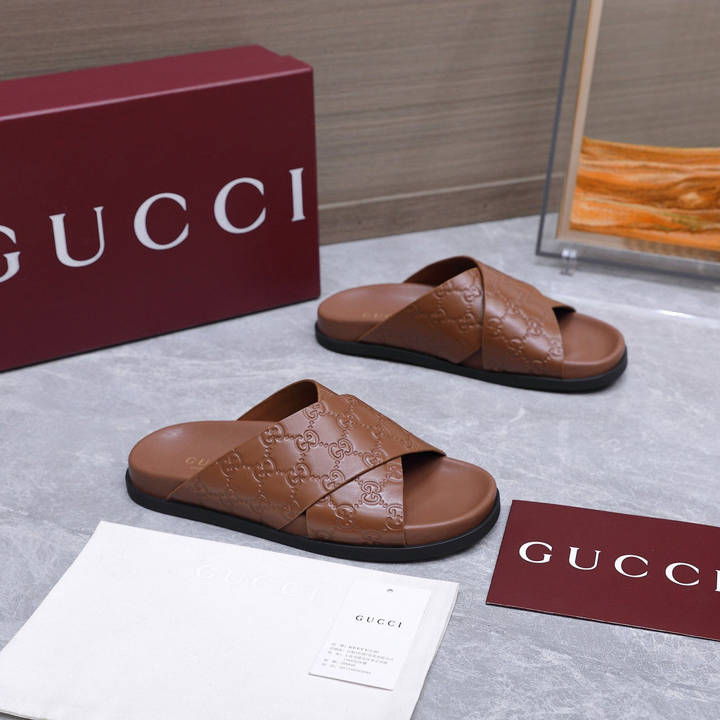 GUCCI 26S CROSSOVER SANDALS IN CARAMEL BROWN GG EMBOSSED CALFSKIN
