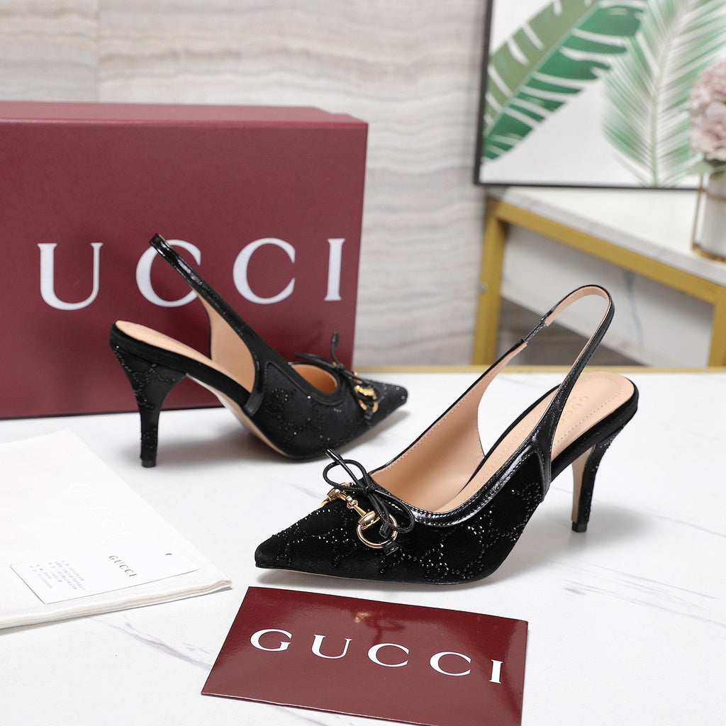 GUCCI 26S SLINGBACK PUMPS 100MM IN BLACK VELVET GOLD HARDWARE WITH BOW