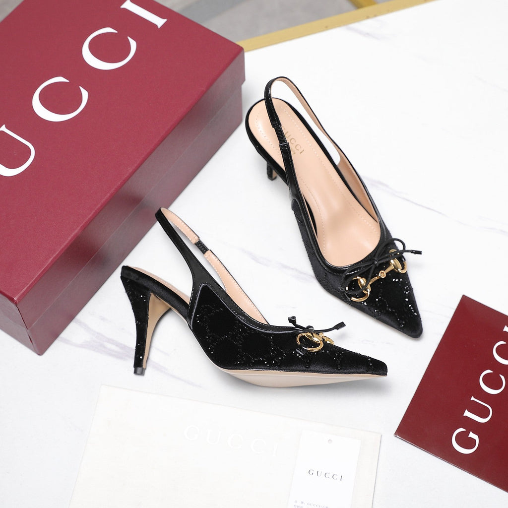 GUCCI 26S SLINGBACK PUMPS 100MM IN BLACK VELVET GOLD HARDWARE WITH BOW
