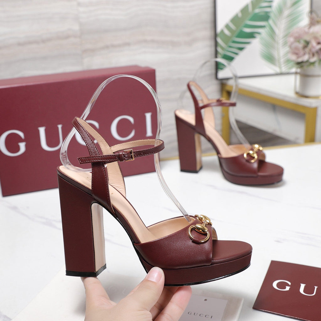 GUCCI 26S HORSEBIT ANKLE STRAP PLATFORM HEELS 115MM IN BURGUNDY RED CALFSKIN