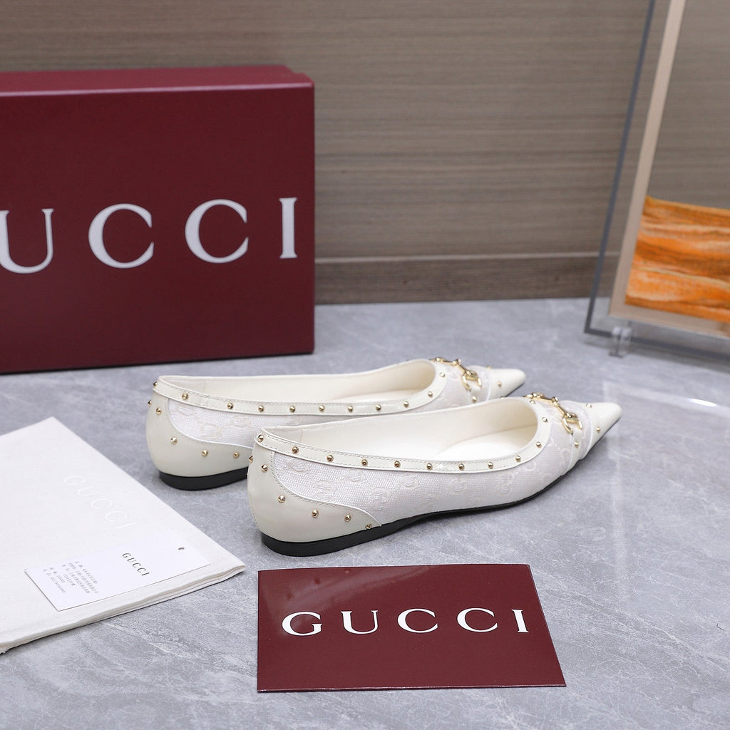 GUCCI 26S SAVOY BALLERINA FLATS IN WHITE CANVAS AND CALFSKIN WITH STUDDED TRIM