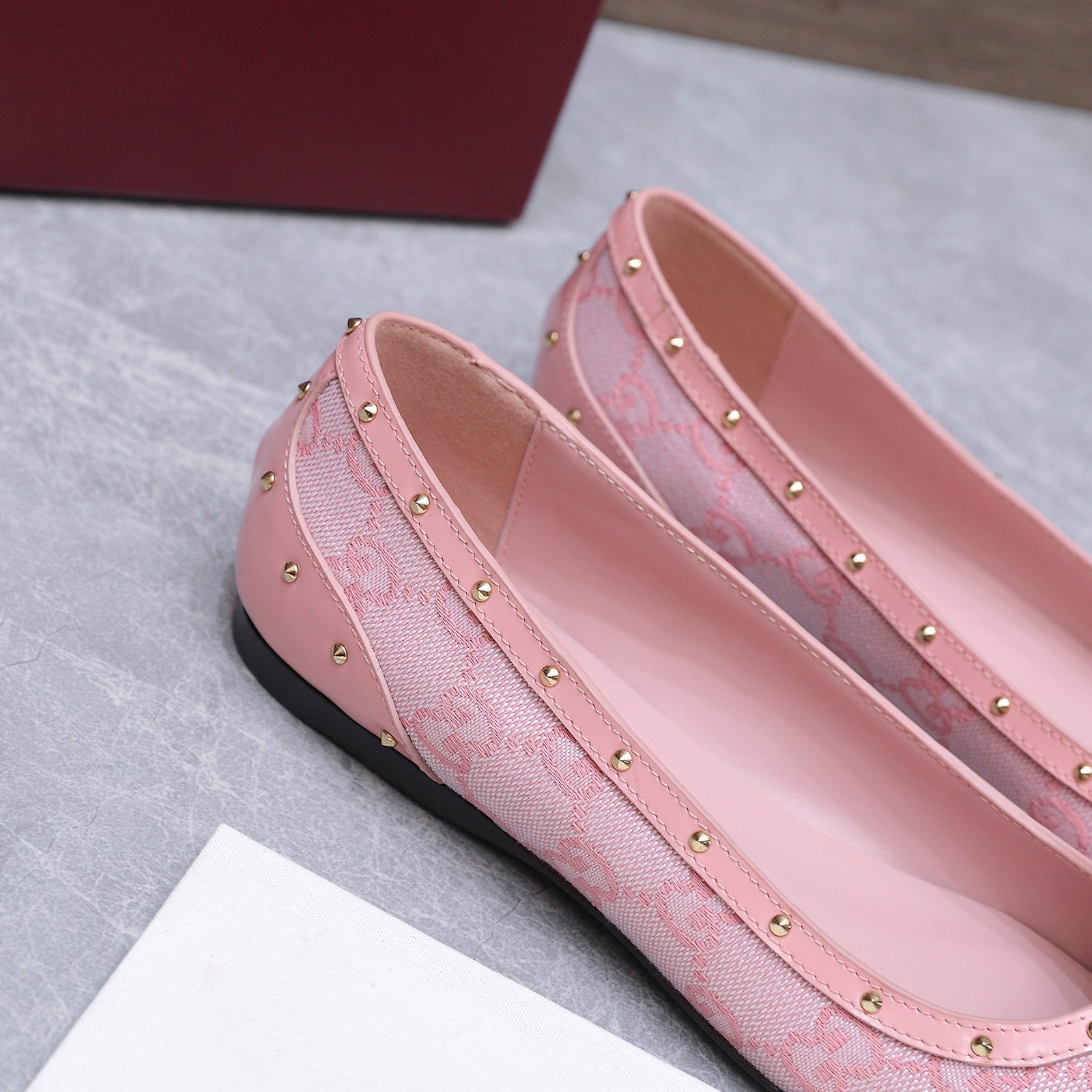 GUCCI 26S SAVOY BALLERINA FLATS IN PINK CANVAS AND CALFSKIN WITH STUDDED TRIM