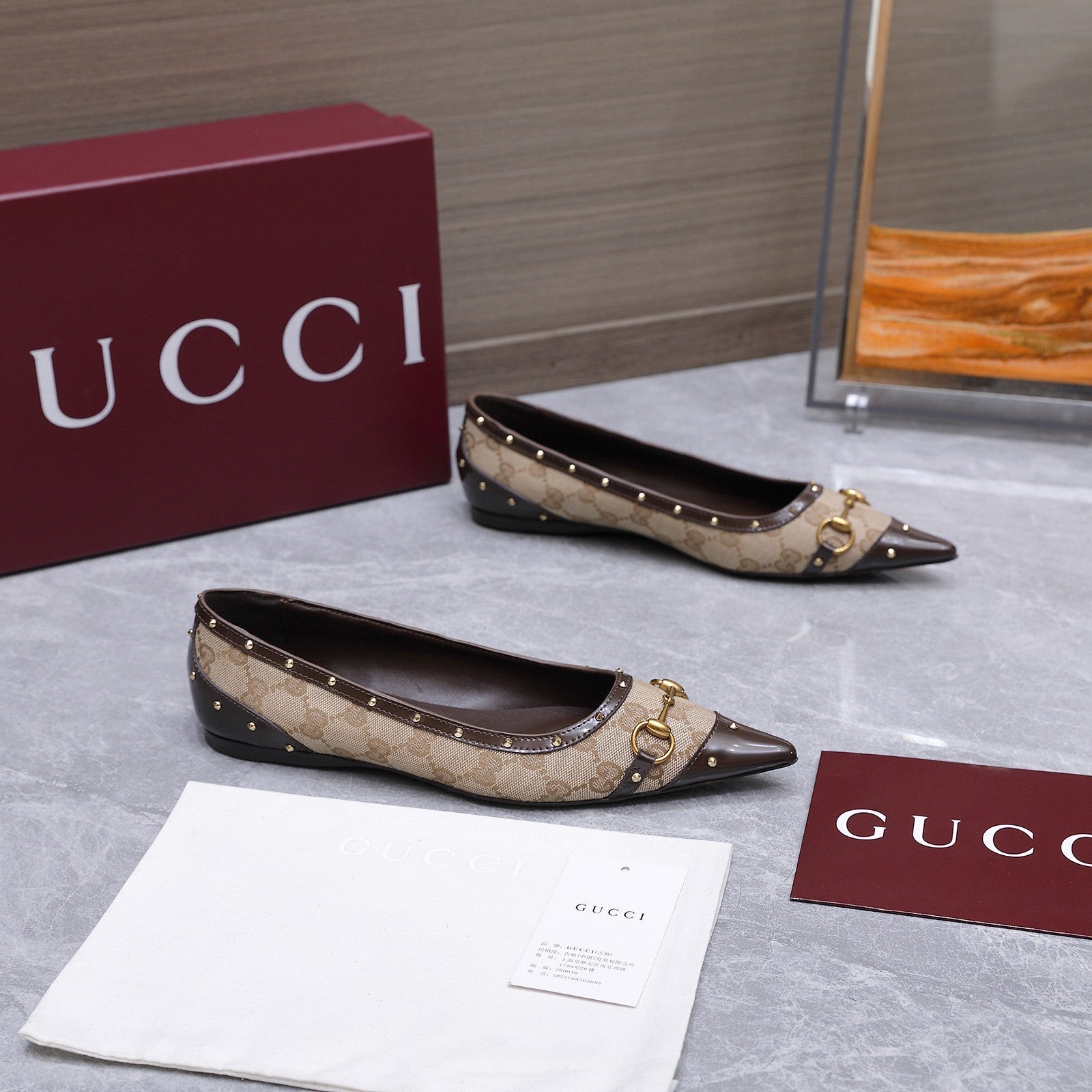 GUCCI 26S SAVOY BALLERINA FLATS IN BEIGE CANVAS AND CALFSKIN WITH STUDDED TRIM