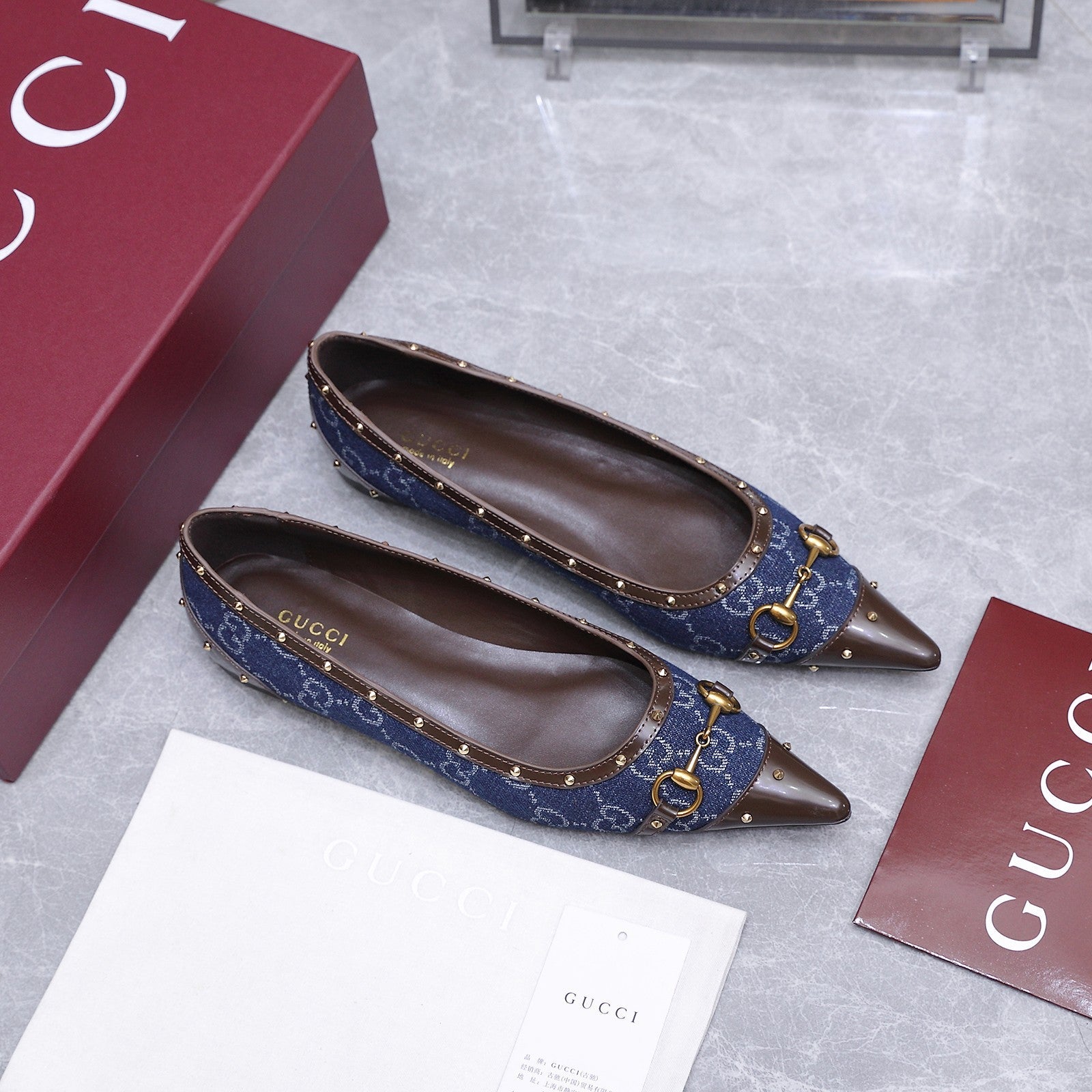 GUCCI 26S SAVOY BALLERINA FLATS IN DARK BLUE CANVAS AND CALFSKIN WITH STUDDED TRIM