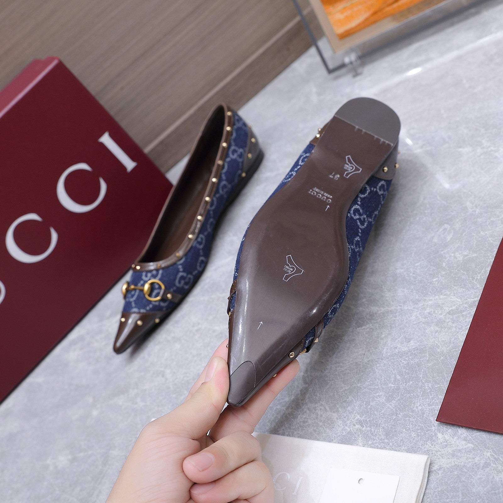 GUCCI 26S SAVOY BALLERINA FLATS IN DARK BLUE CANVAS AND CALFSKIN WITH STUDDED TRIM