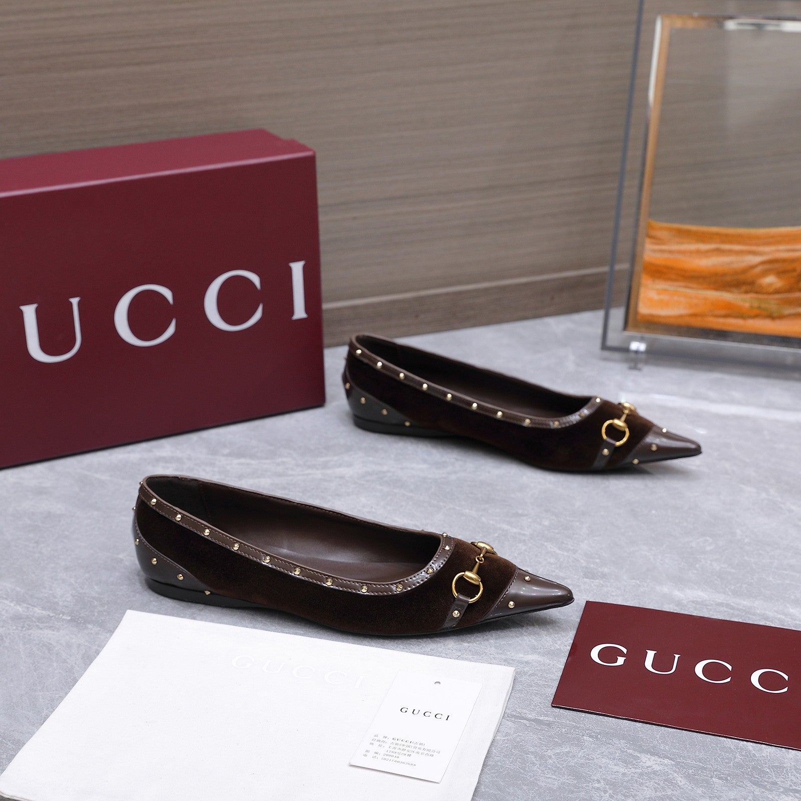 GUCCI 26S SAVOY BALLERINA FLATS IN DARK BROWN VELVET AND CALFSKIN WITH STUDDED TRIM