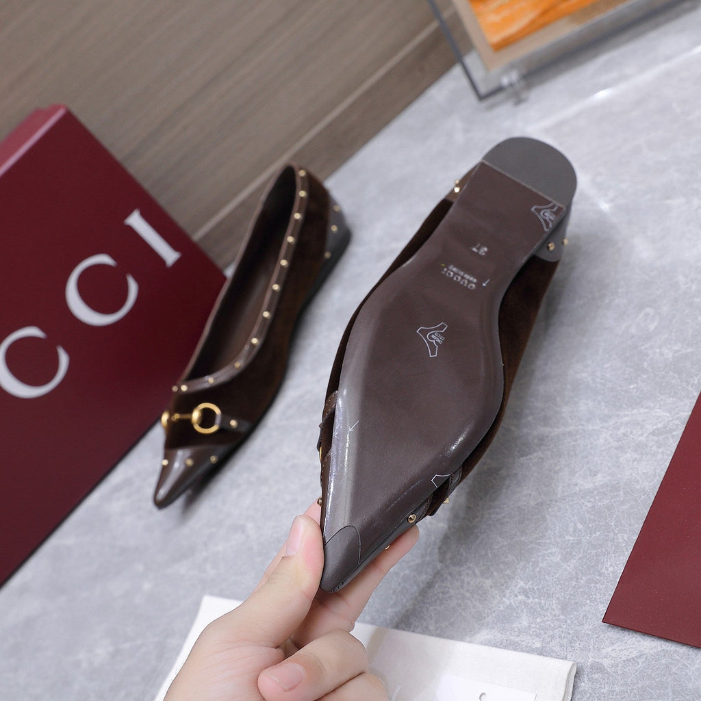 GUCCI 26S SAVOY BALLERINA FLATS IN DARK BROWN VELVET AND CALFSKIN WITH STUDDED TRIM