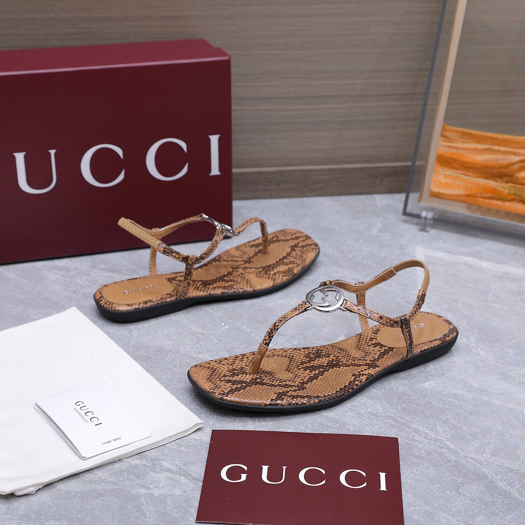GUCCI 26S INTERLOCKING G THONG SANDALS IN BROWN PYTHON PRINT CALFSKIN