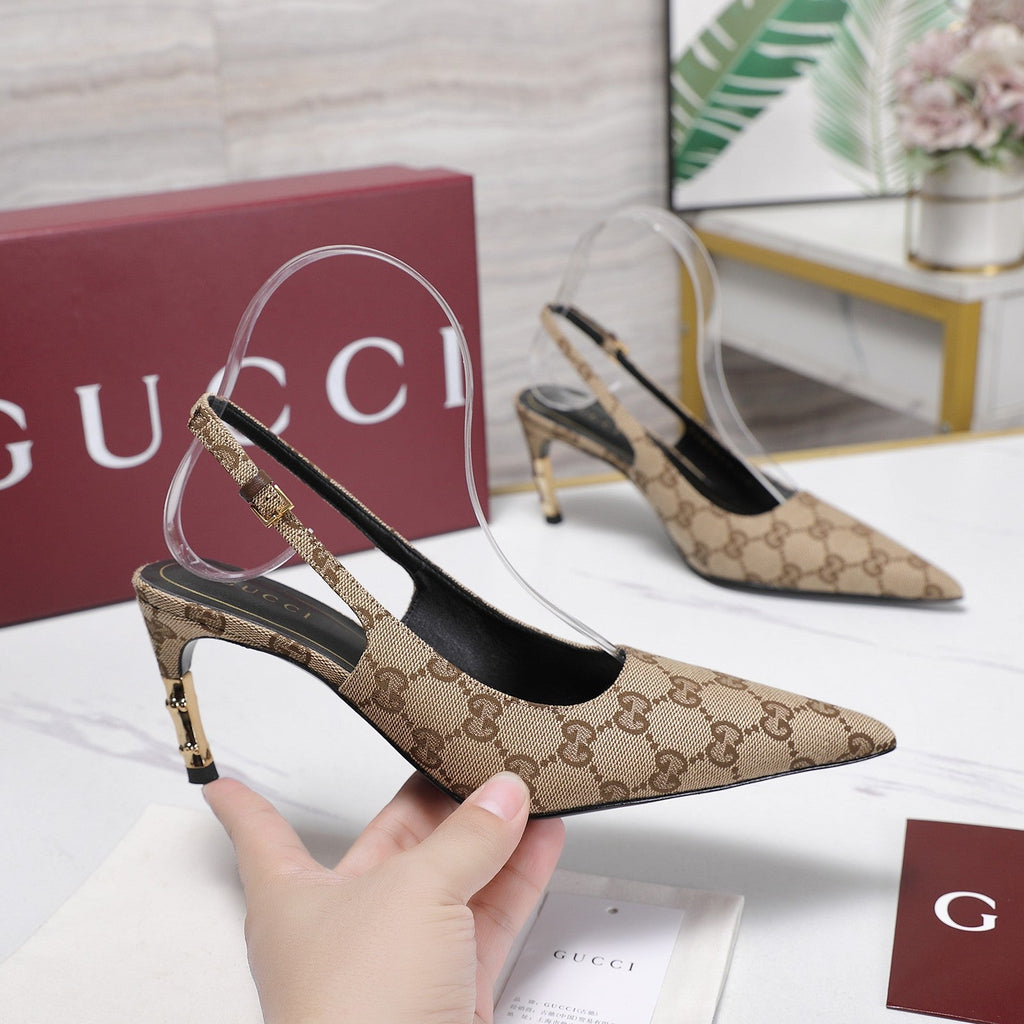 GUCCI 26S HEEL POINTED TOE SLINGBACK PUMPS 75MM IN BEIGE EBONY CANVAS