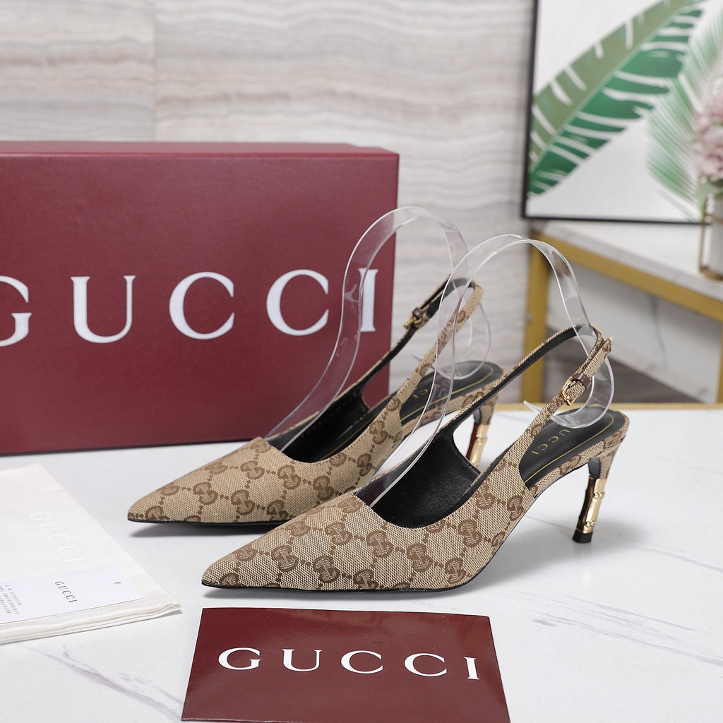 GUCCI 26S HEEL POINTED TOE SLINGBACK PUMPS 75MM IN BEIGE EBONY CANVAS