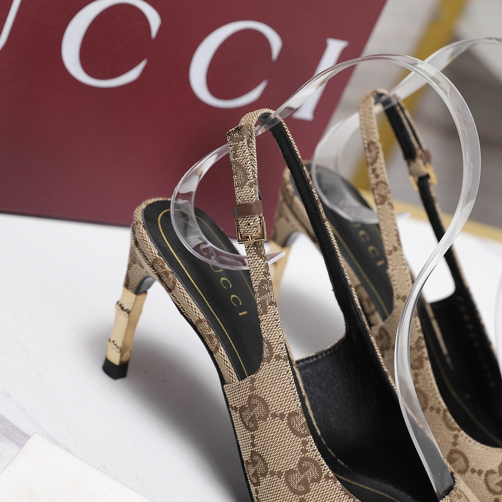GUCCI 26S HEEL POINTED TOE SLINGBACK PUMPS 75MM IN BEIGE EBONY CANVAS