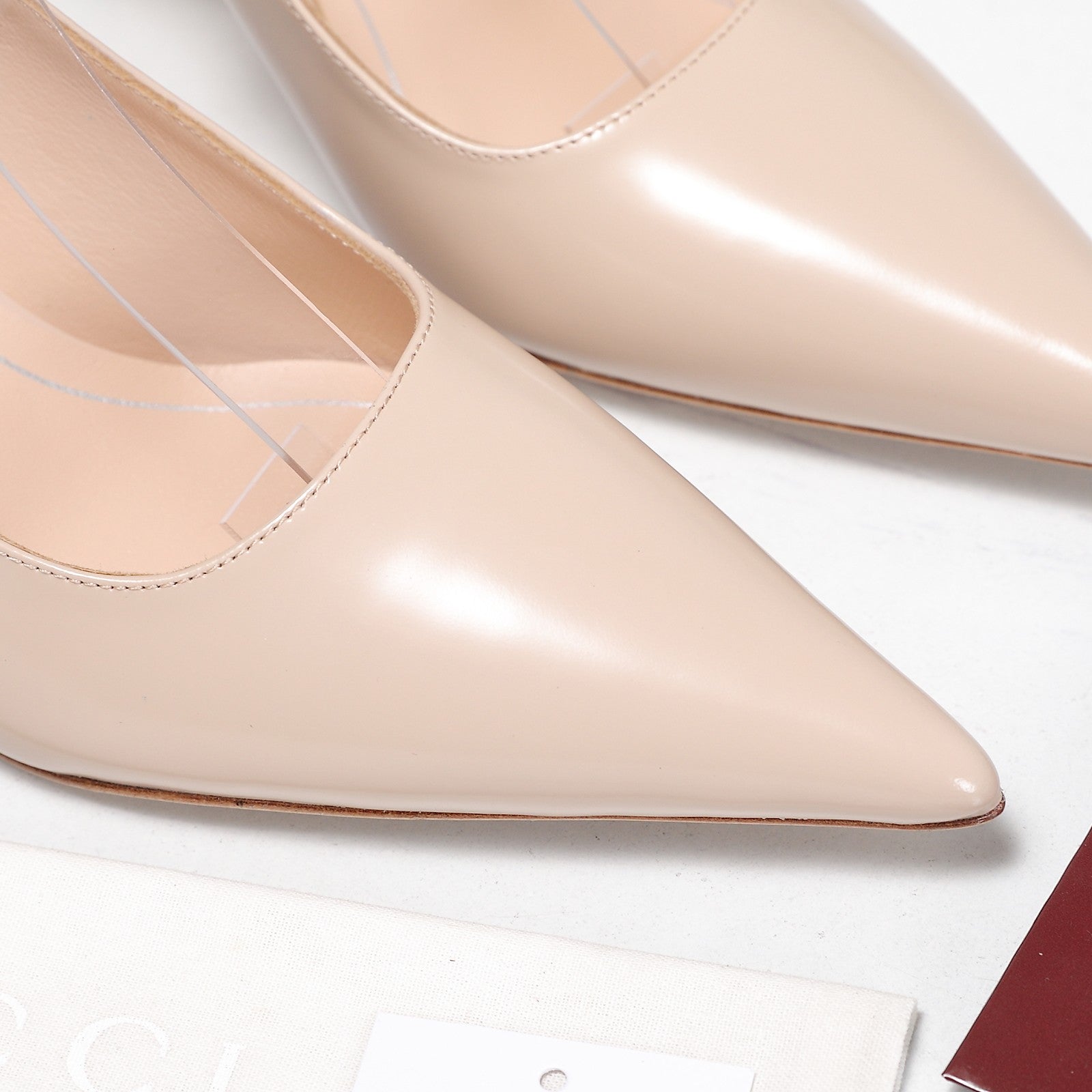 GUCCI 26S HEEL POINTED TOE SLINGBACK PUMPS 75MM IN NUDE BEIGE CALFSKIN