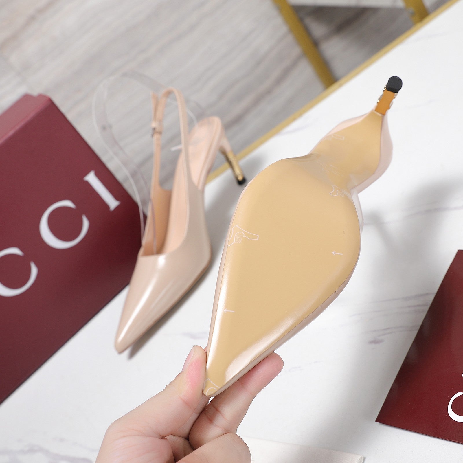 GUCCI 26S HEEL POINTED TOE SLINGBACK PUMPS 75MM IN NUDE BEIGE CALFSKIN