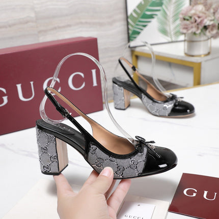 GUCCI 26S HEEL SLINGBACK PUMP 80 MM IN BLACK CALFSKIN AND GREY CANVAS