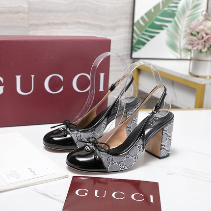 GUCCI 26S HEEL SLINGBACK PUMP 80 MM IN BLACK CALFSKIN AND GREY CANVAS